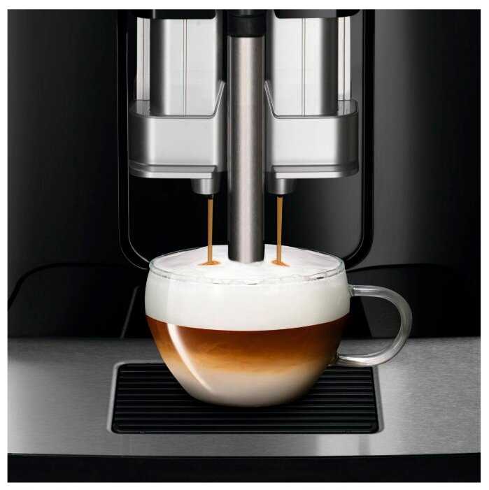 Кофемашина Bosch VeroCup 100 TIS30129RW фотография 4