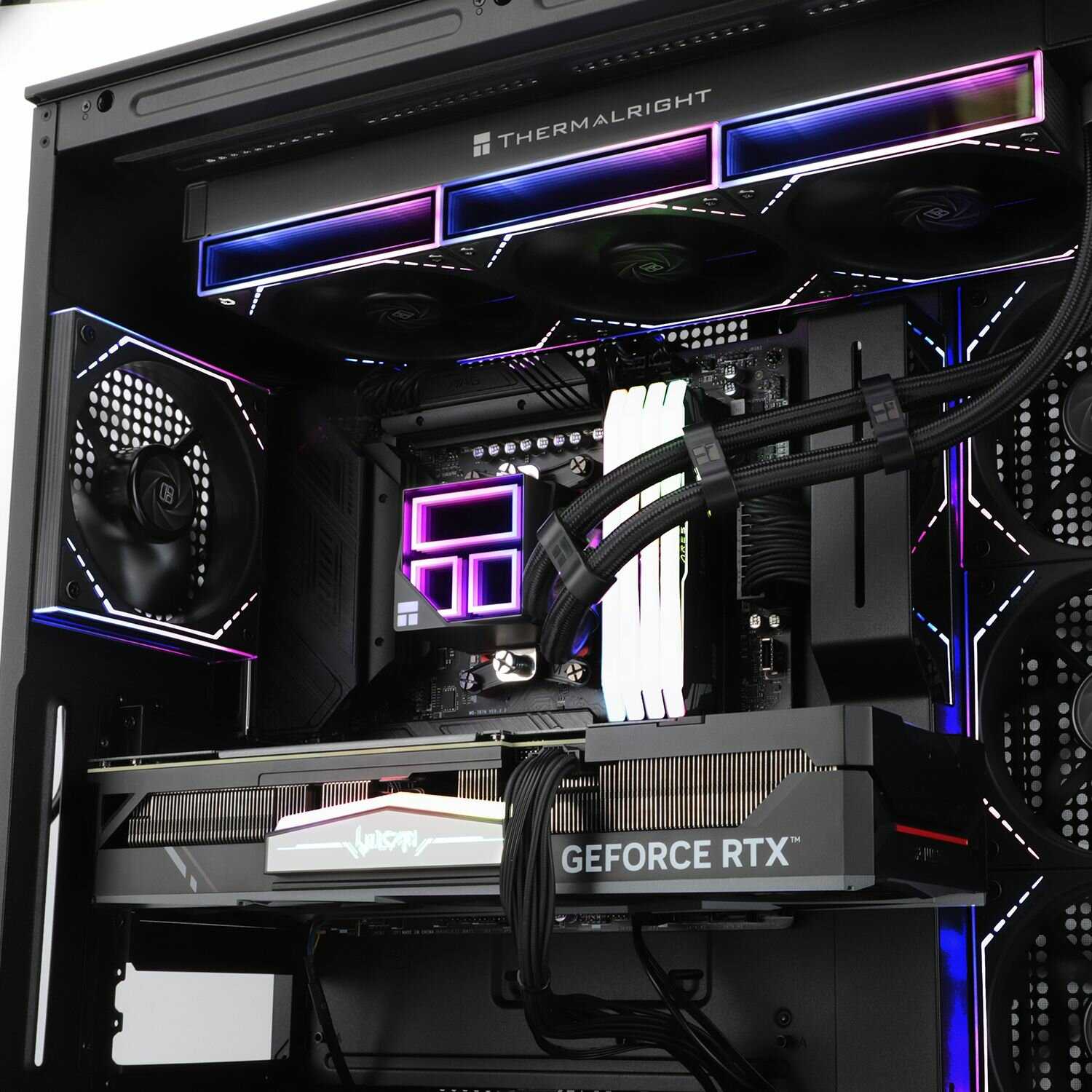 Система жидкостного охлаждения Thermalright Frozen Infinity 360BLACK фотография 8
