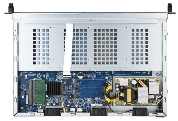 Сетевое хранилище QNAP TS-451DeU (2G) фотография 6