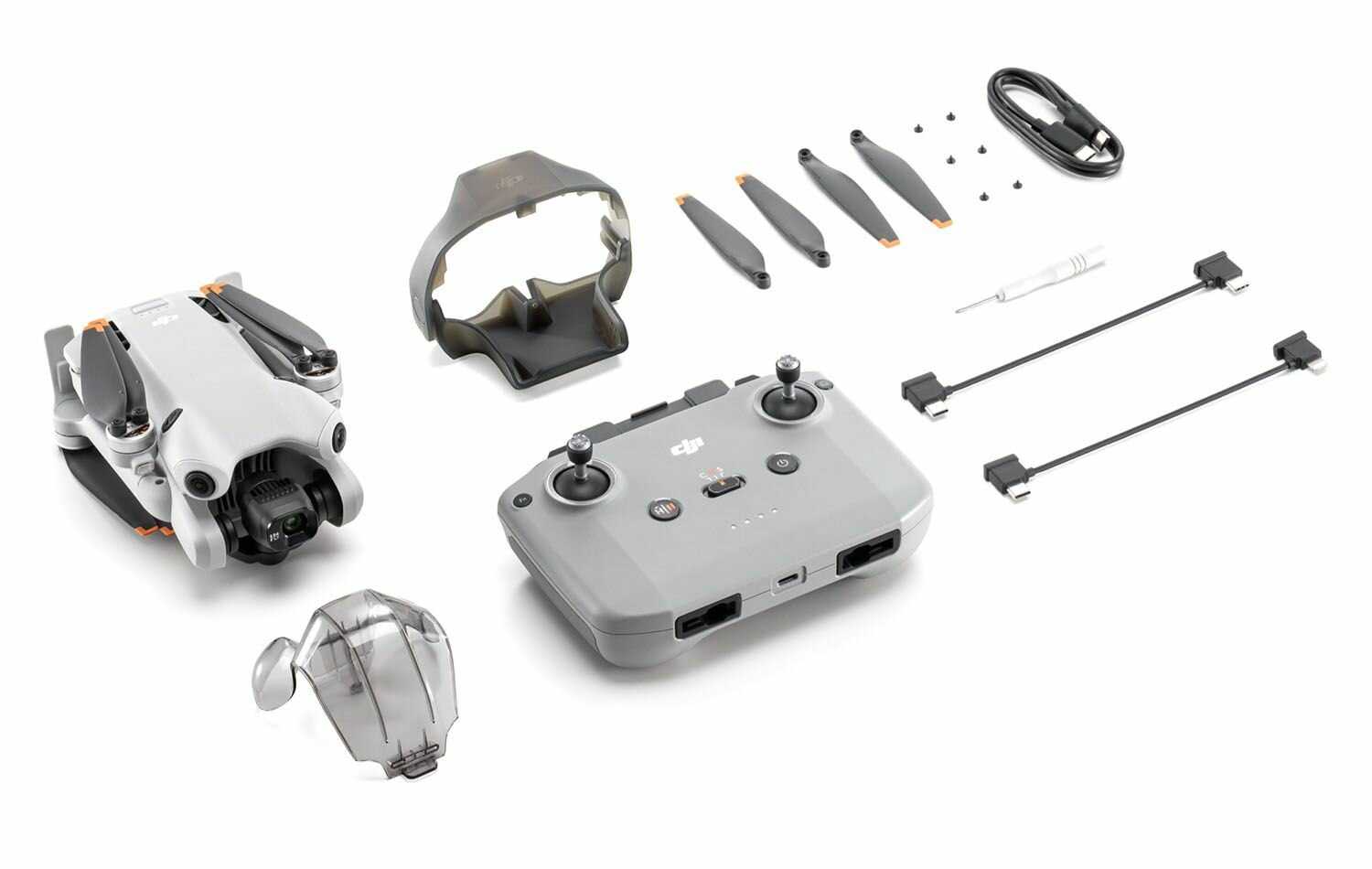 Квадрокоптер DJI Mini 4 Pro Fly More Combo Plus (DJI RC 2) фотография 2