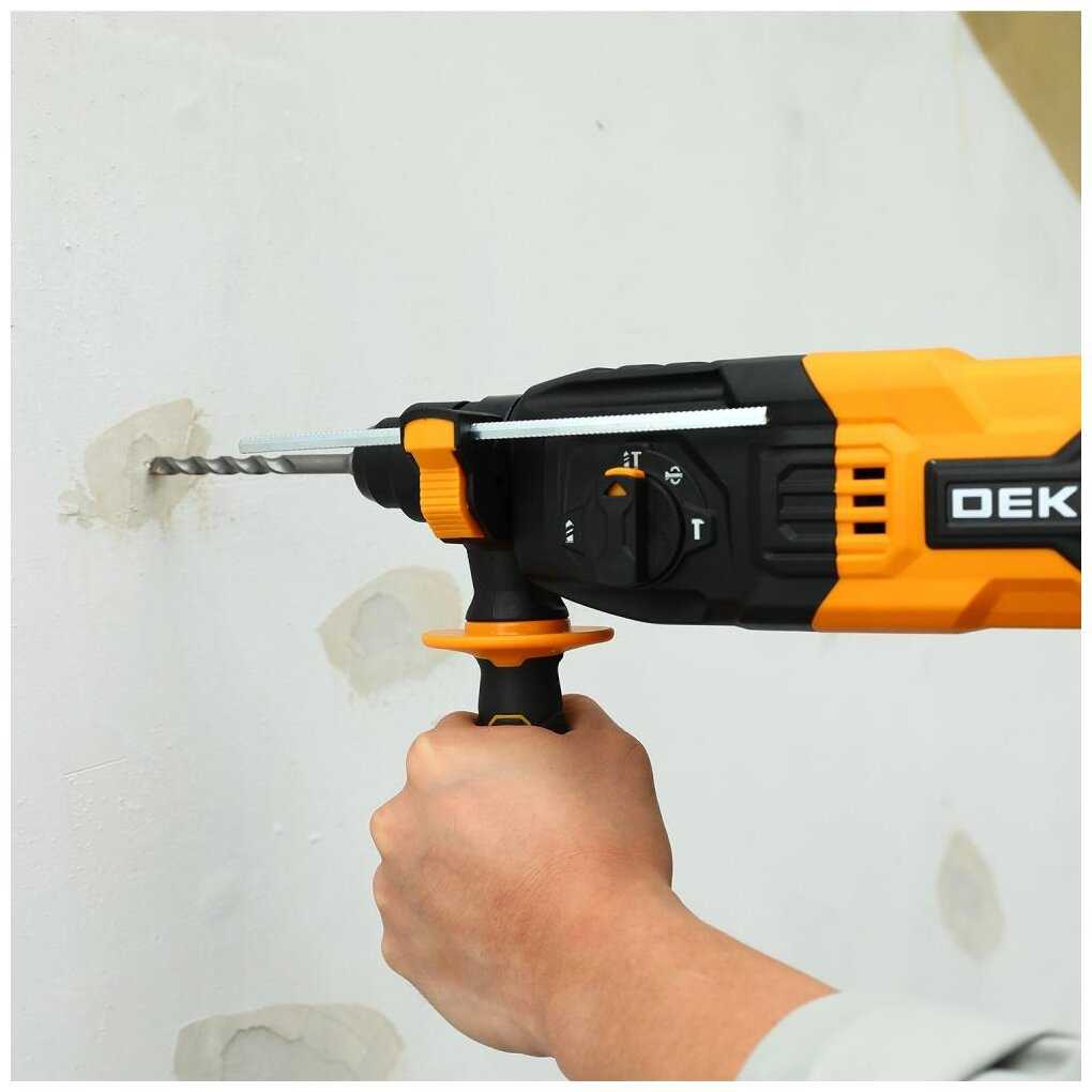 Перфоратор DEKO DKH850W (063-411) фотография 11