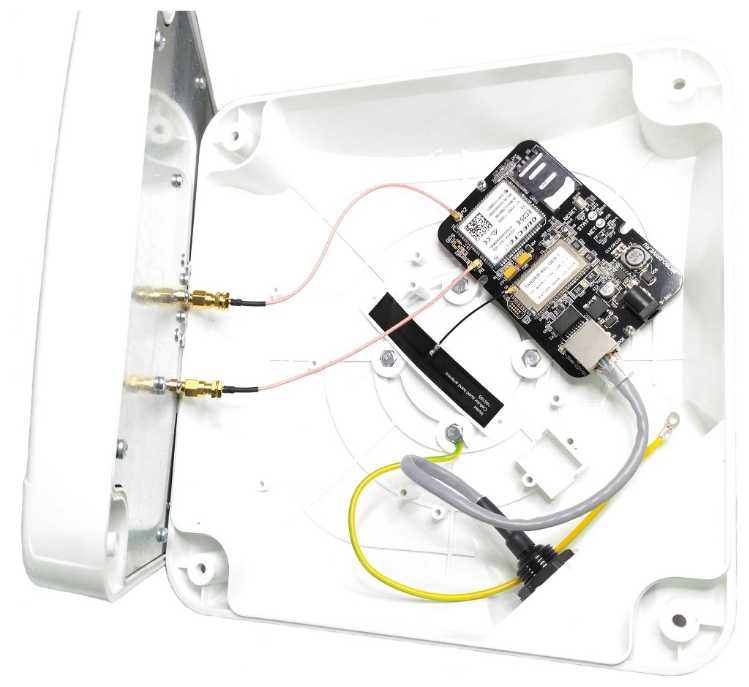Всепогодный 3G/4G-маршрутизатор MicroDrive NR-410, LTE Cat.4, Wi-Fi 802.11n фотография 1