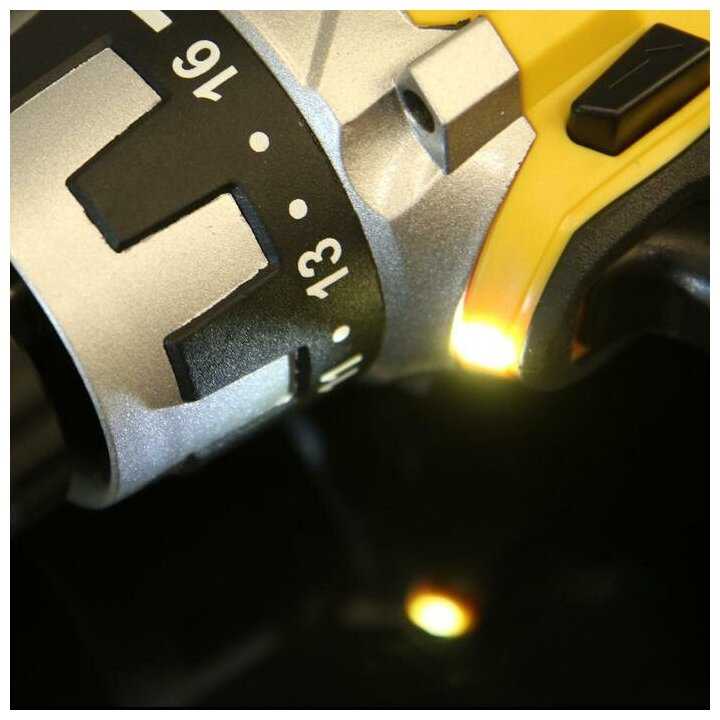 Аккумуляторный шуруповерт Тундра 5437470 фотография 5