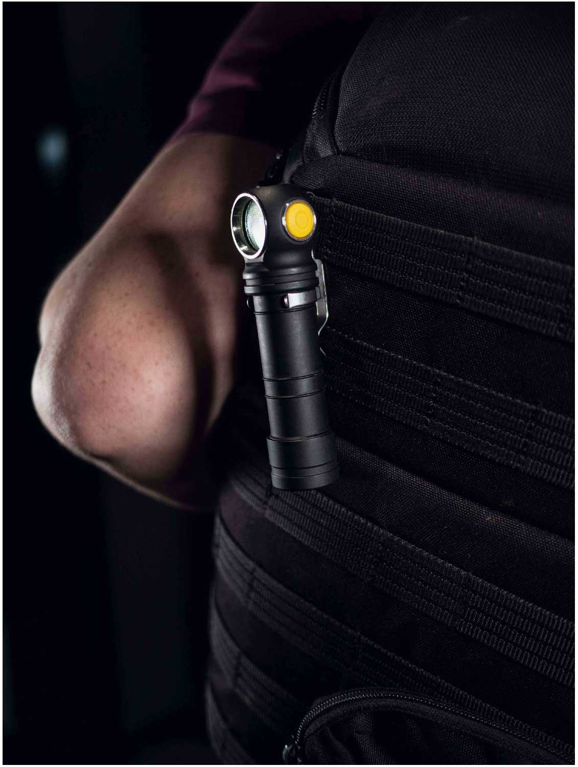 Налобный фонарь ArmyTek Wizard C2 Pro Max Magnet USB F06701W (теплый свет) фотография 12