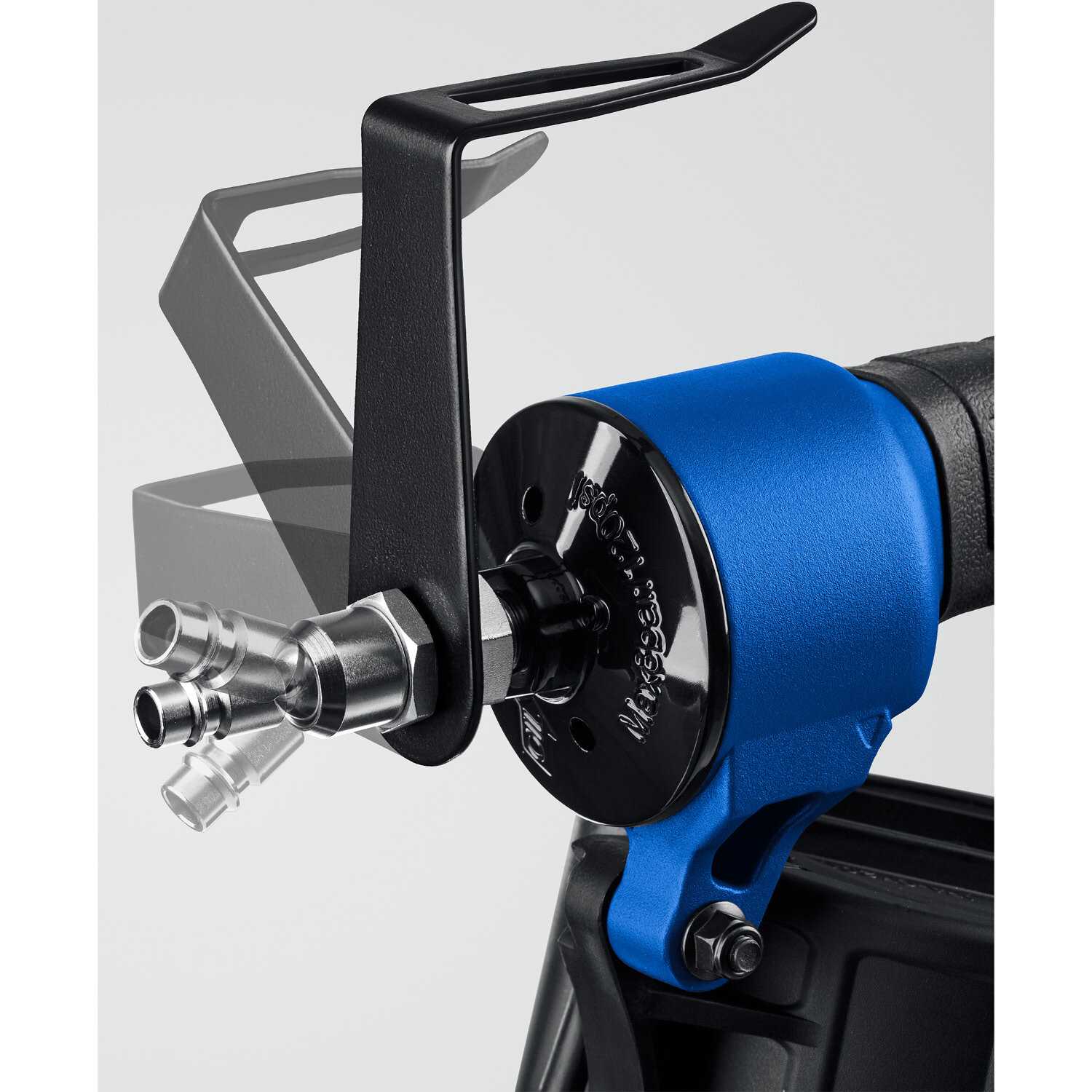 ЗУБР CRN-45, пневматический кровельный нейлер для барабанных гвоздей (31920) фотография 8