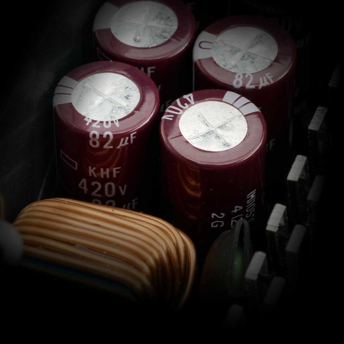 Блок питания XPG PYMCORE850G-SFX-GOLD [850G SFX GOLD] фотография 7