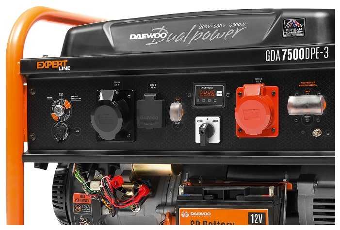 Бензиновый генератор Daewoo Power Products GDA 7500DPE-3, (6500 Вт) фотография 1