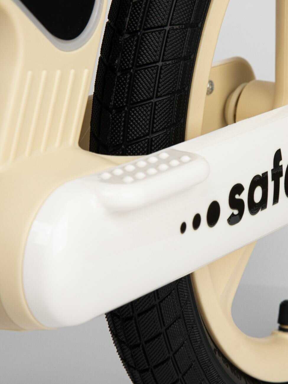 Детский беговел Safari proff (надувные колеса, с подсветкой) фотография 11