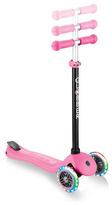 Детский 3-колесный самокат-беговел GLOBBER Go Up Sporty Plus Lights фотография 7