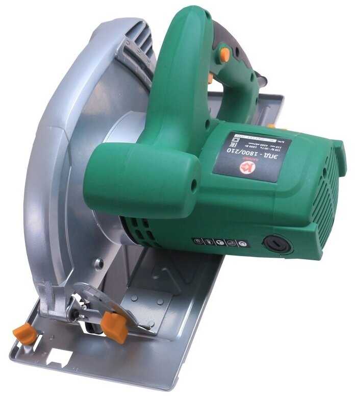 Дисковая пила КАЛИБР ЭПД-1800/210, 1800 Вт фотография 3