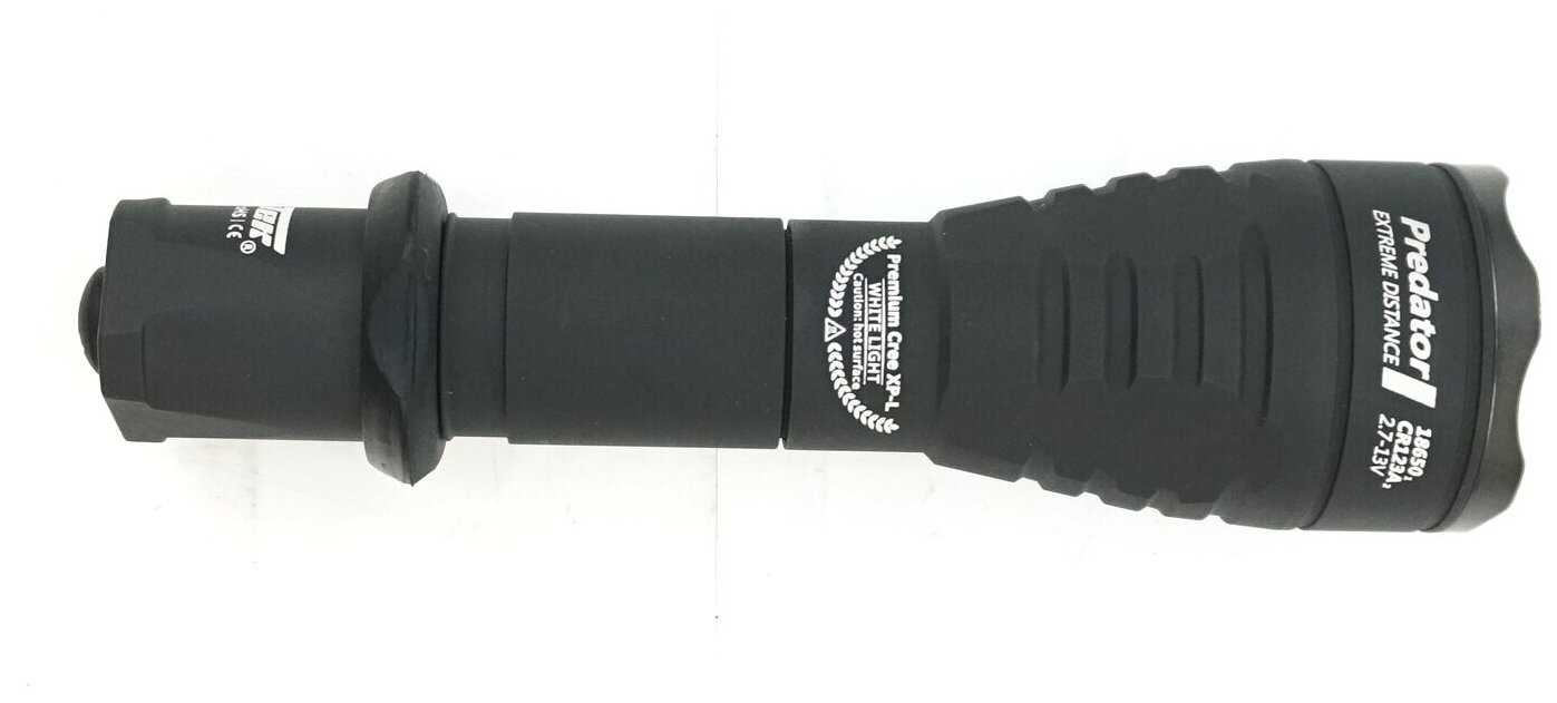 Кемпинговый фонарь ArmyTek Predator v3 XP-L HI [XP-L HI] фотография 1
