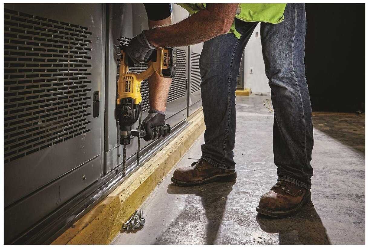 Перфоратор аккумуляторный DeWALT DCH133N, без аккумулятора фотография 4