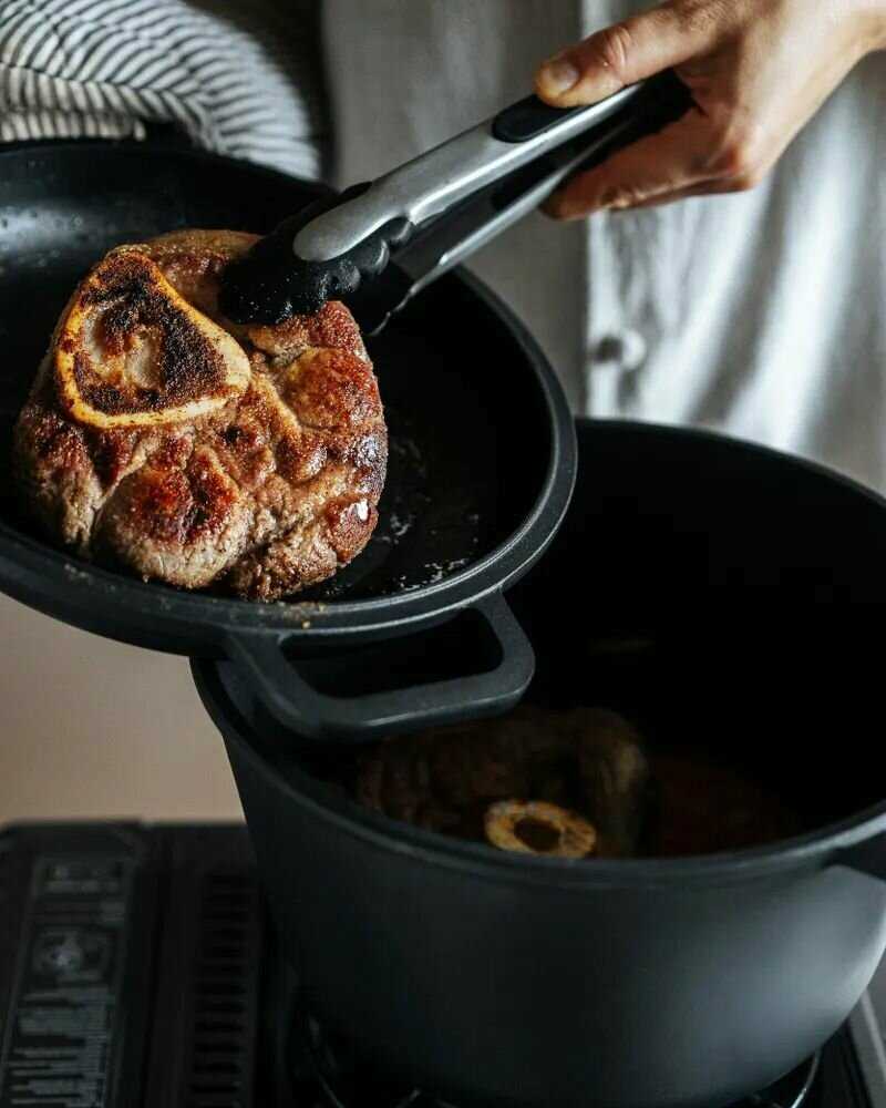 Казан НЕВА МЕТАЛЛ ПОСУДА Литой с крышкой-сковородой фотография 16