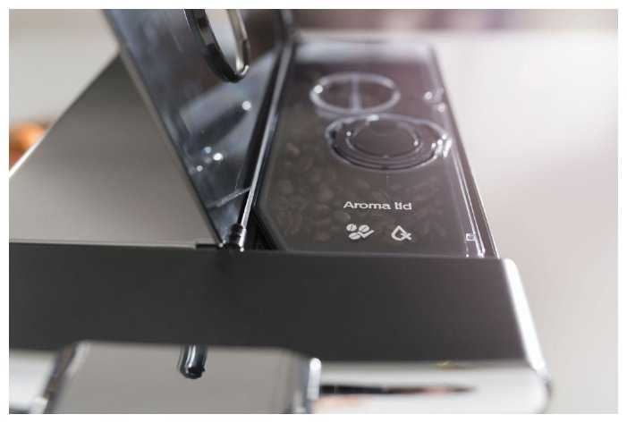 Кофемашина Philips EP5030 Series 5000 LatteGo фотография 5