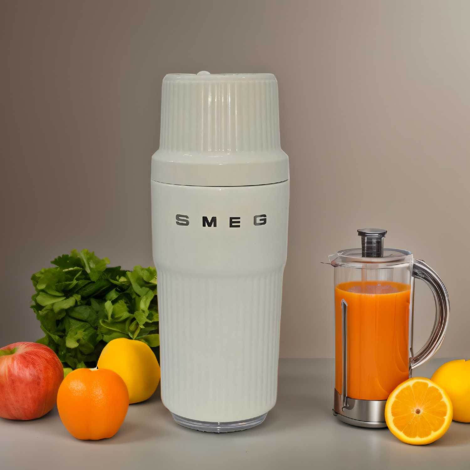 Портативный блендер Smeg фотография 2