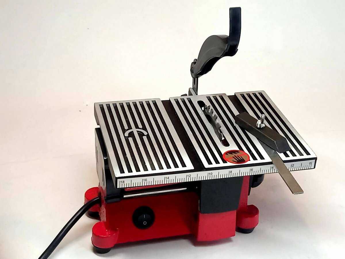 Циркулярная пила Настольная пила