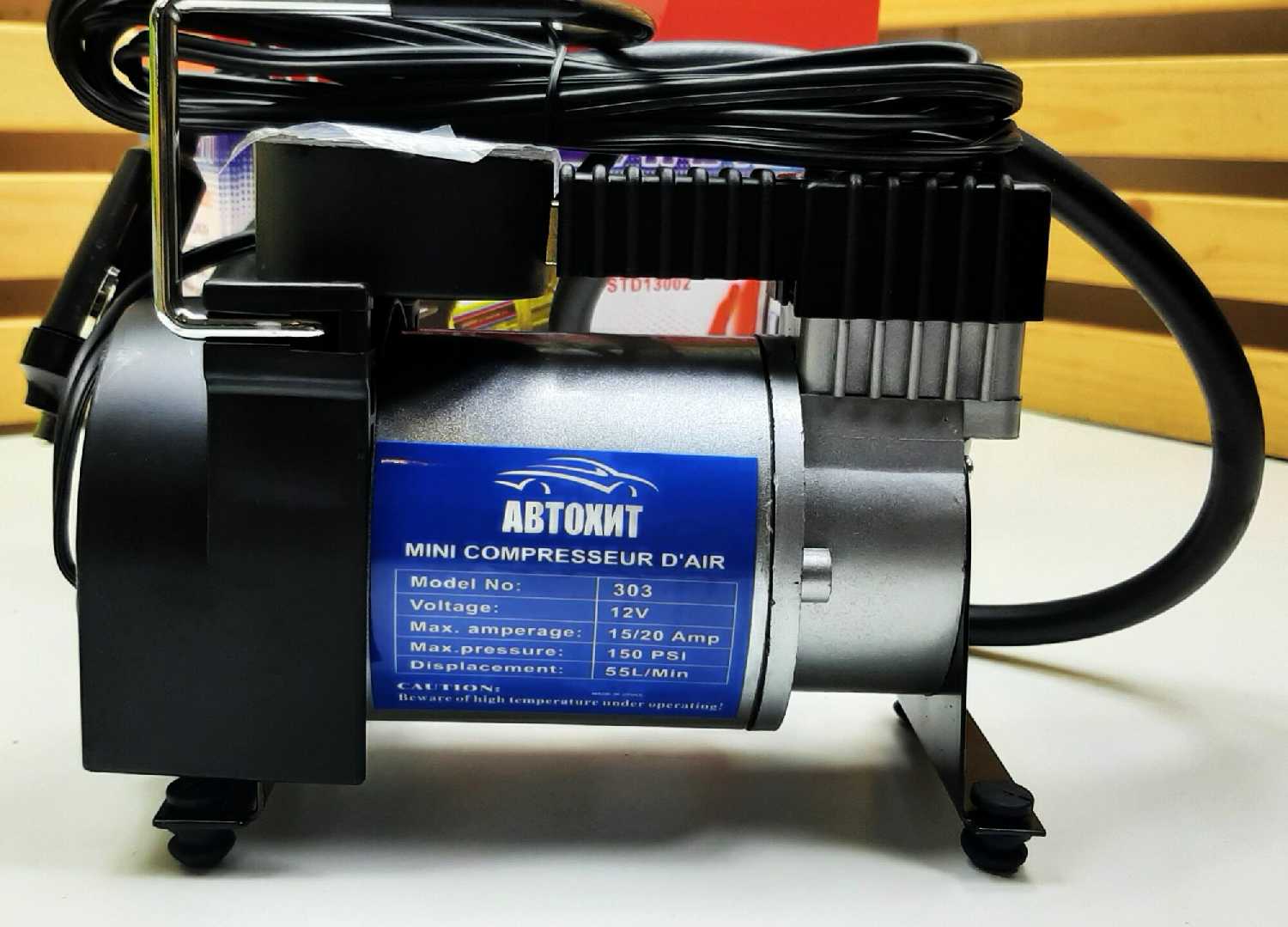 Компрессор автомобильный Насос электрический от прикуривателя 12V (55л/мин) фотография 27