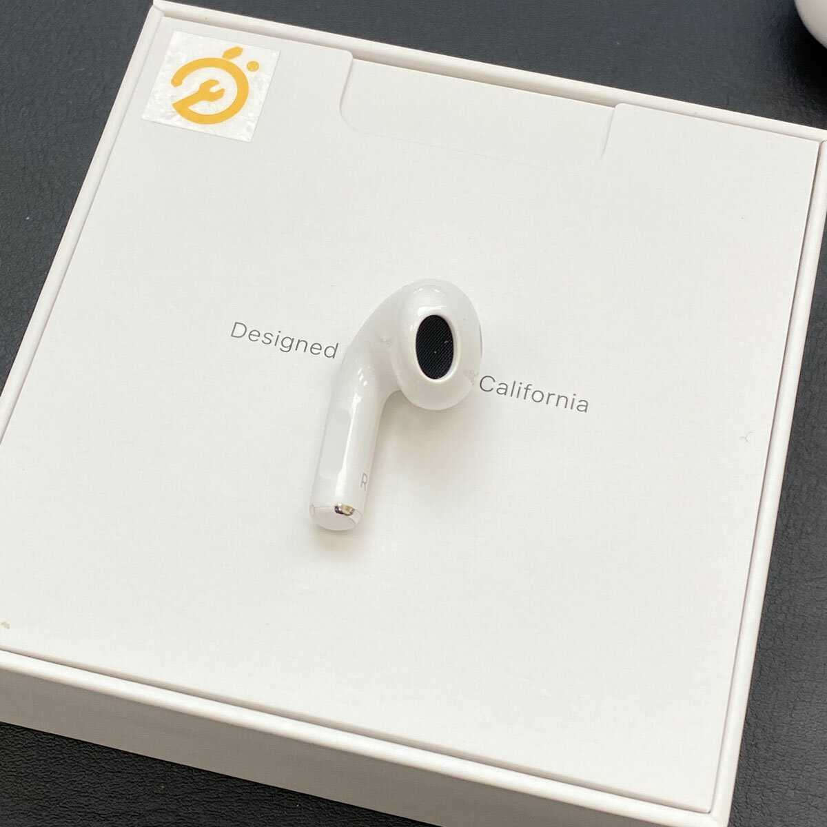 Наушник AirPods 3 (A2565) фотография 2