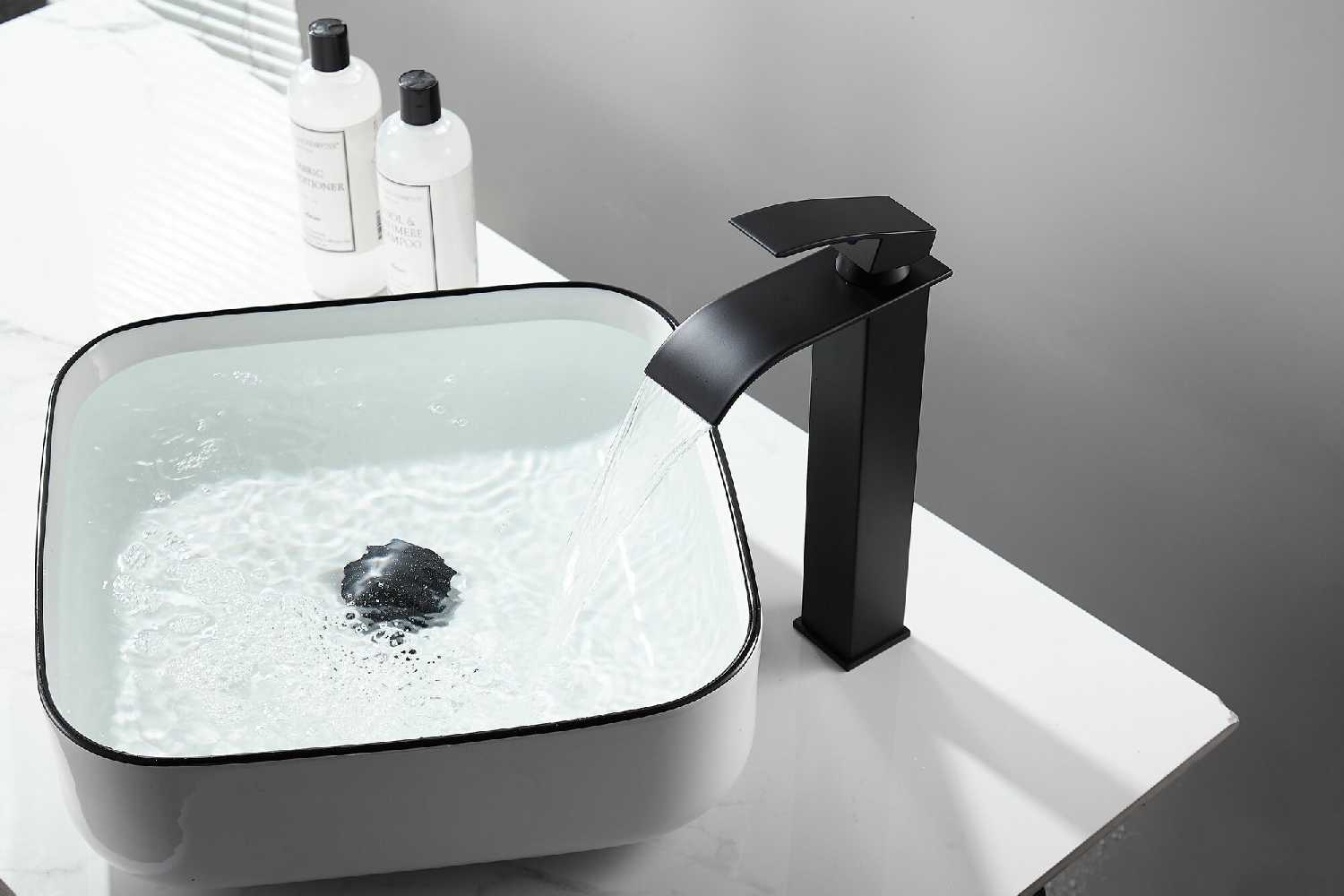 Смеситель для ванны и раковины Оружейная фотография 21