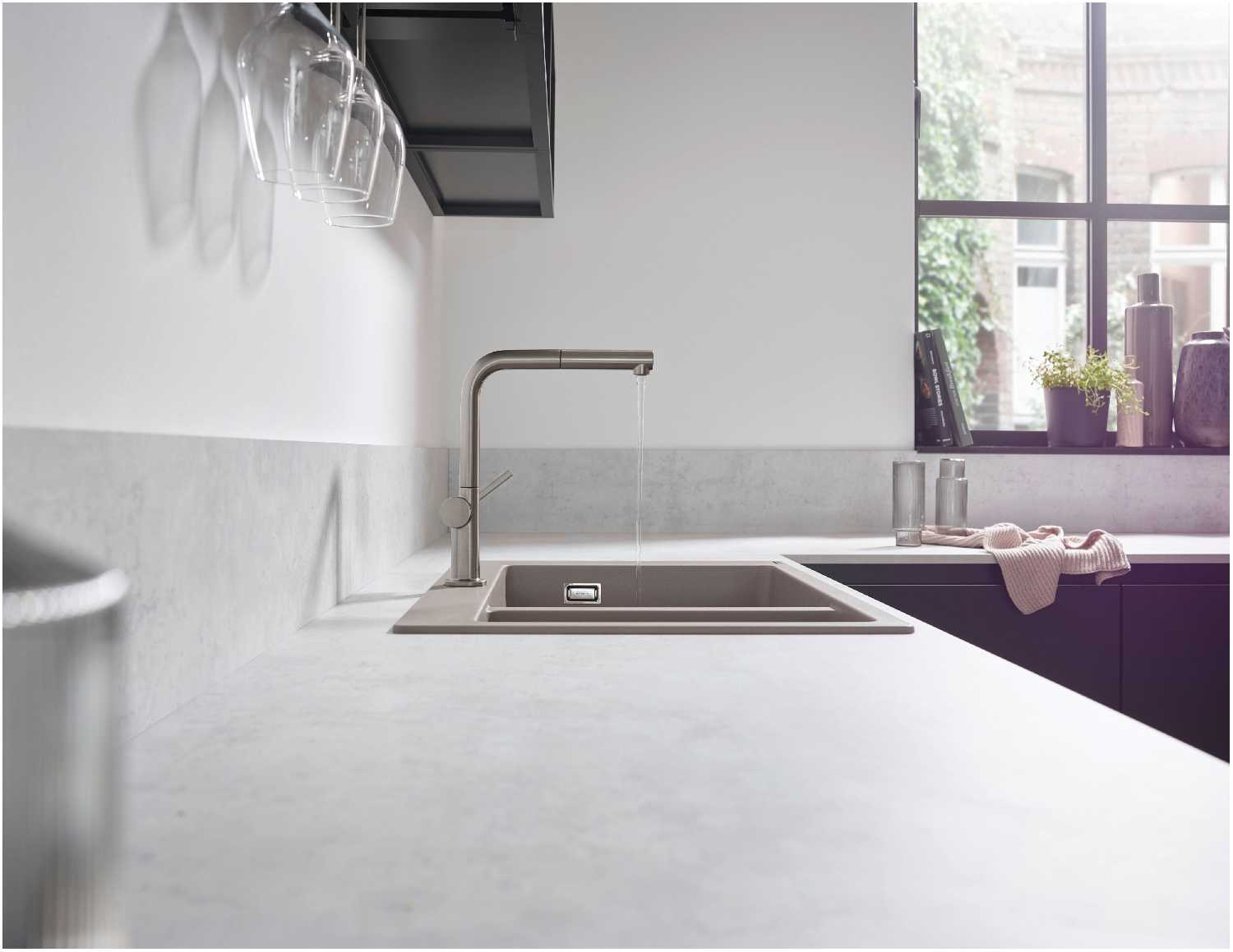 Смеситель для кухни Hansgrohe Talis M54 72808800 фотография 1