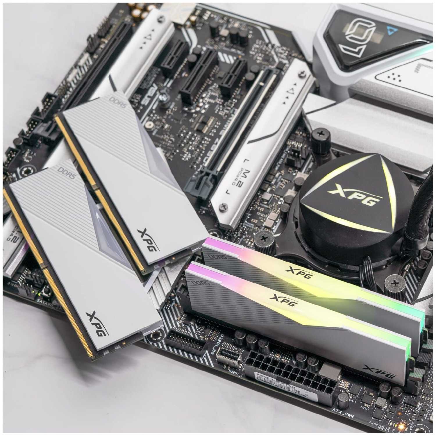 Оперативная память XPG 32 ГБ DDR5 (AX5U5200C3816G-DCLARWH) фотография 3