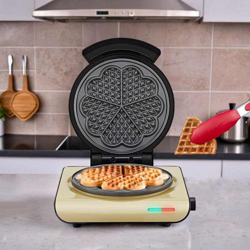 Вафельница Kitfort КТ-3693 фотография 4