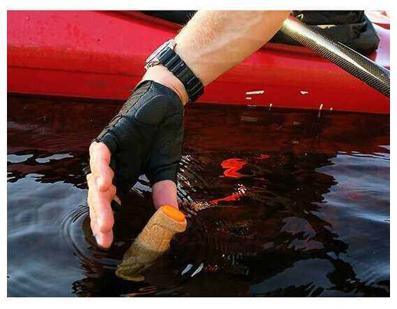 Нож Morakniv Floating Serrated Knife, нержавеющая сталь, пробковая ручка фотография 2