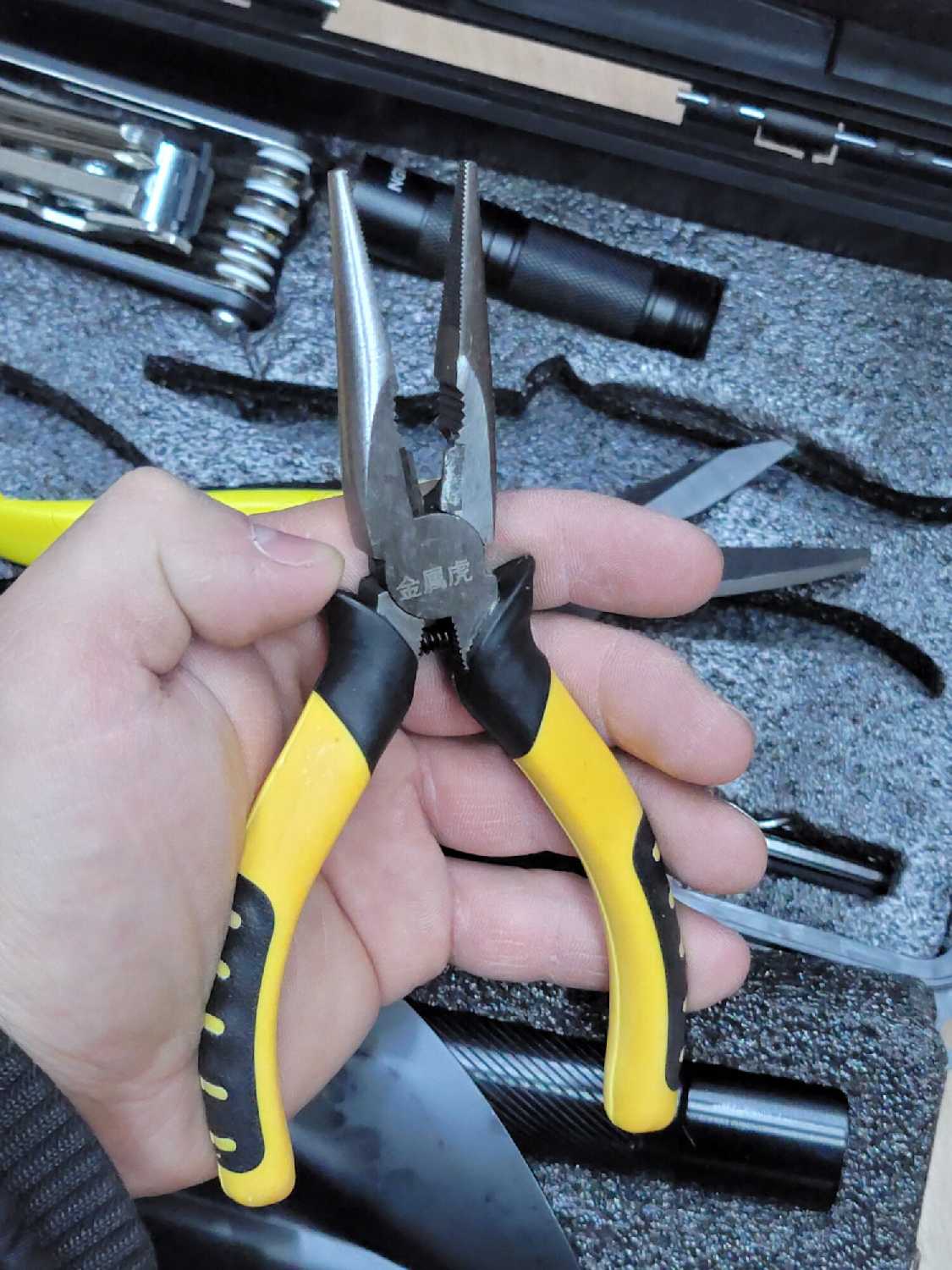 Многофункциональная лопата, нож складной и набор инструментов в кейсе туристический универсальный фотография 8