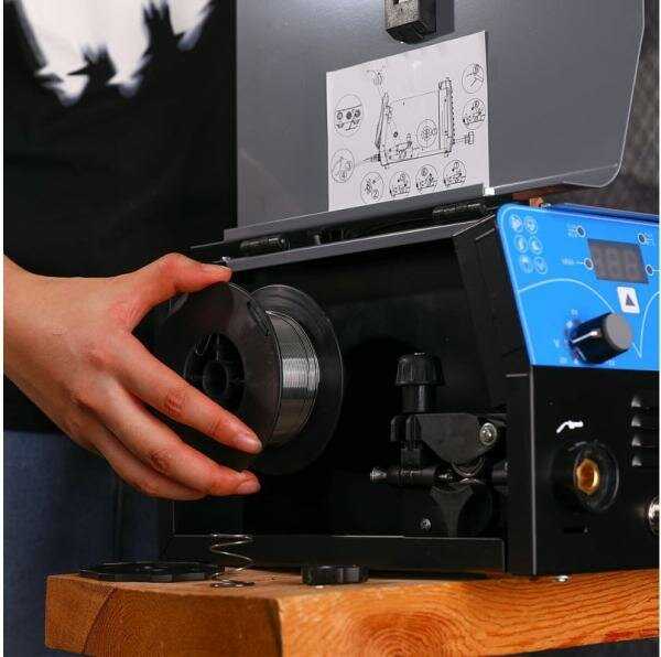 Сварочный аппарат DEKO Compact (DKWM220A) фотография 26