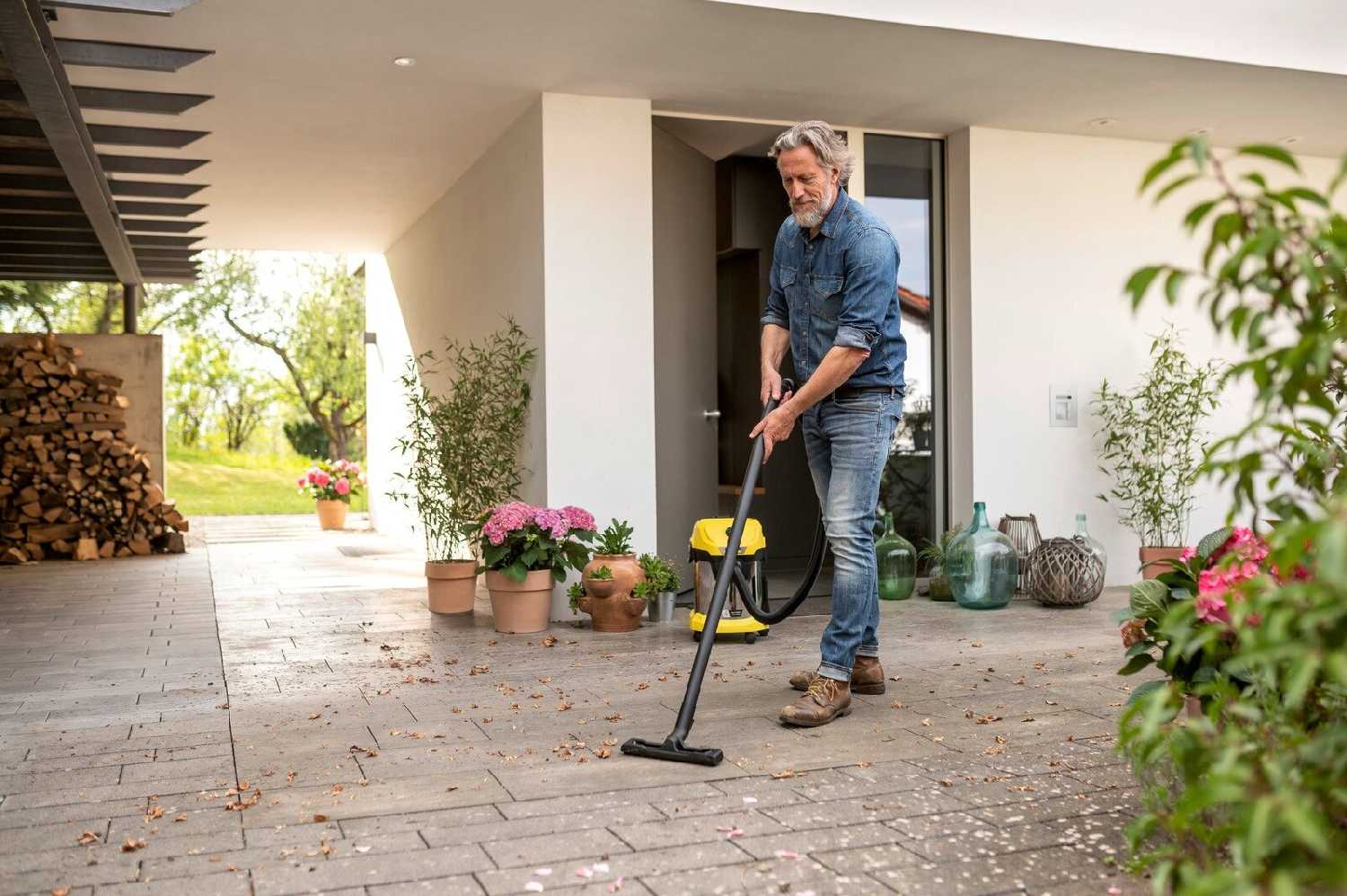 Аккумуляторный хозяйственный пылесос Karcher WD 3-18 V-17/20 (INT) фотография 16