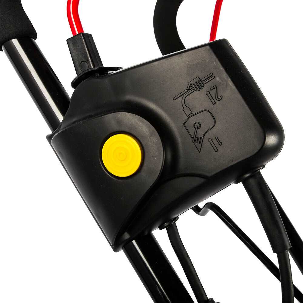 Снегоуборщик DDE STE220 (2,2 кВт) фотография 3