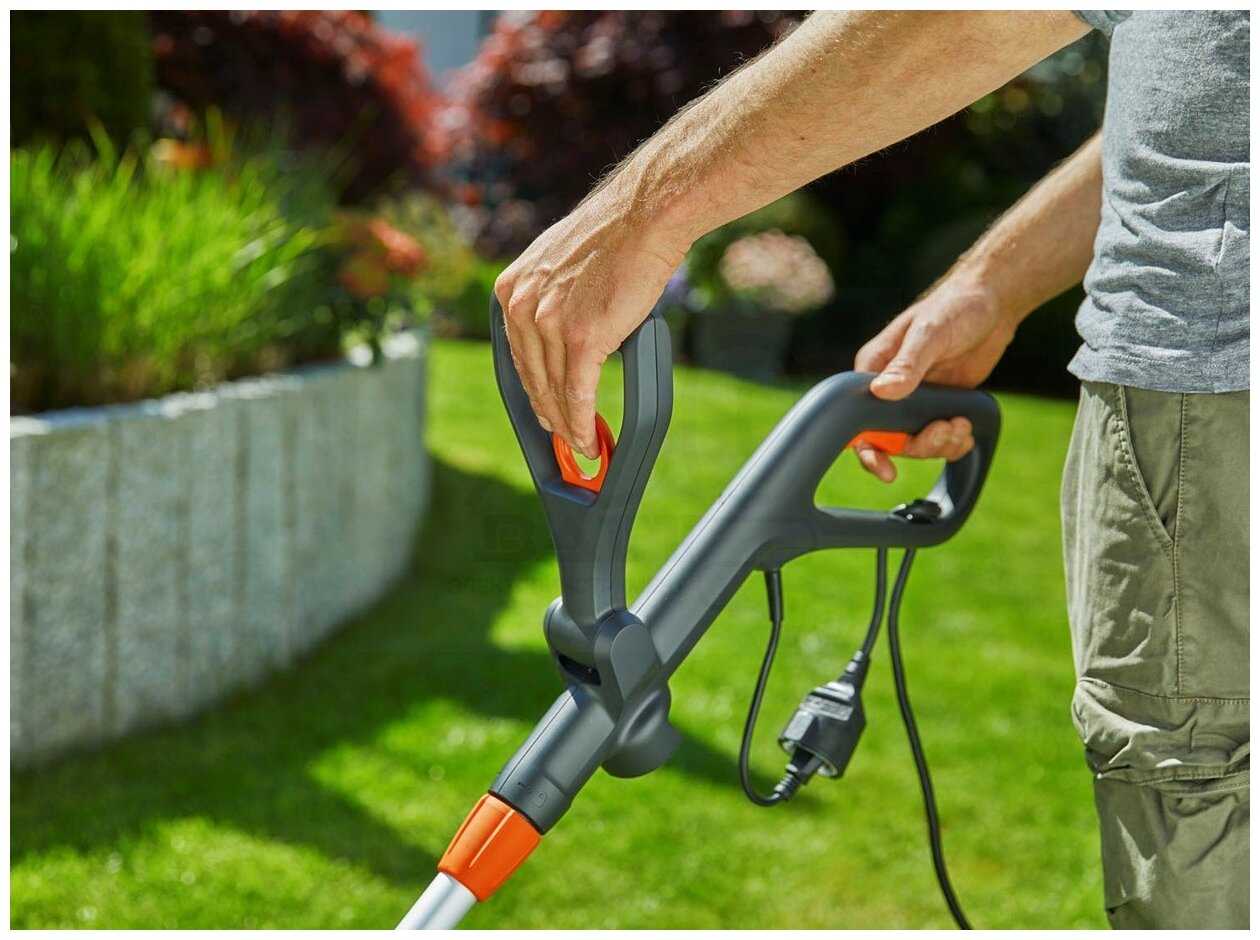 Триммер электрический GARDENA ComfortCut 550/28 фотография 6