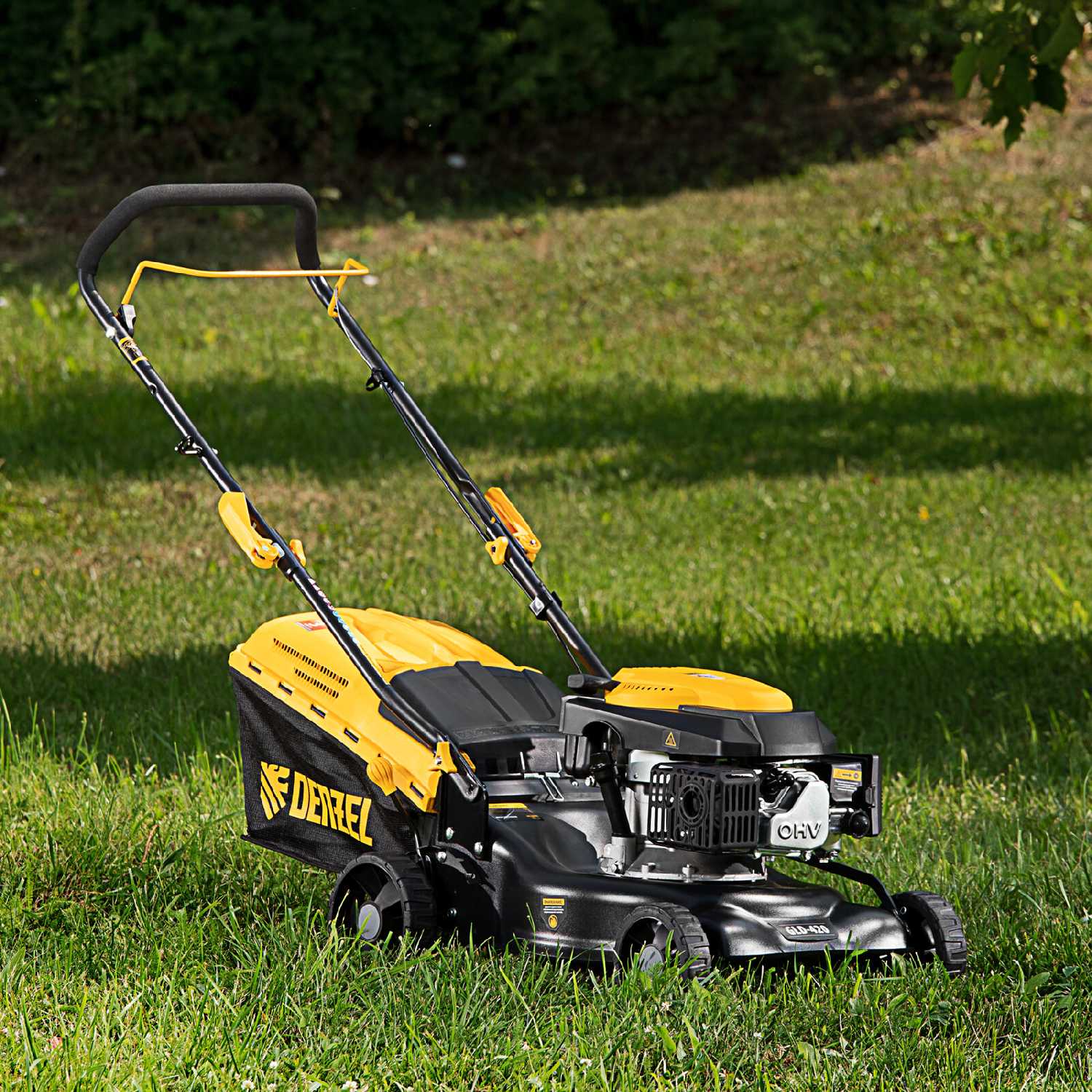 Газонокосилка бензиновая Denzel GLD-420 фотография 7