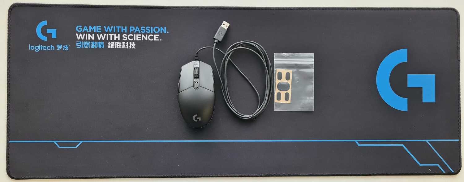 Комплект Logitech Мышь G102 + Коврик + Противоскользящие коньки