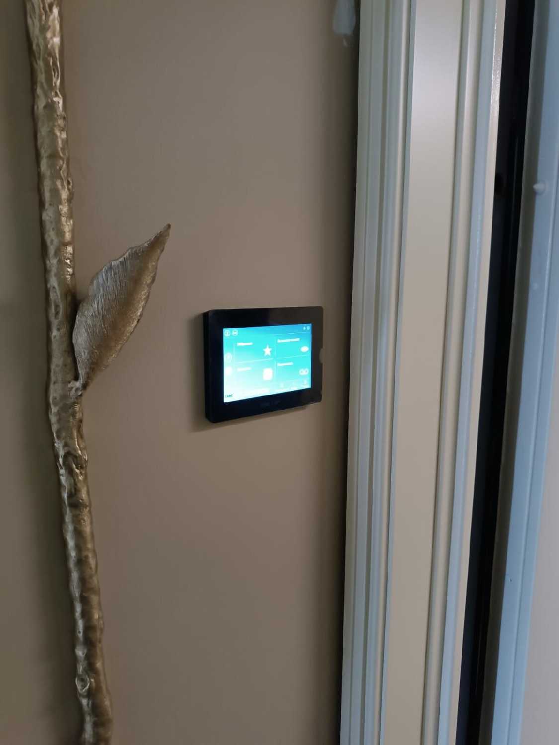 Абонентское IP-устройство CAME XTS 5IP hands-free с сенсорным 5’’ дисплеем, локальным и POE питанием (840CH-0100) фотография 17