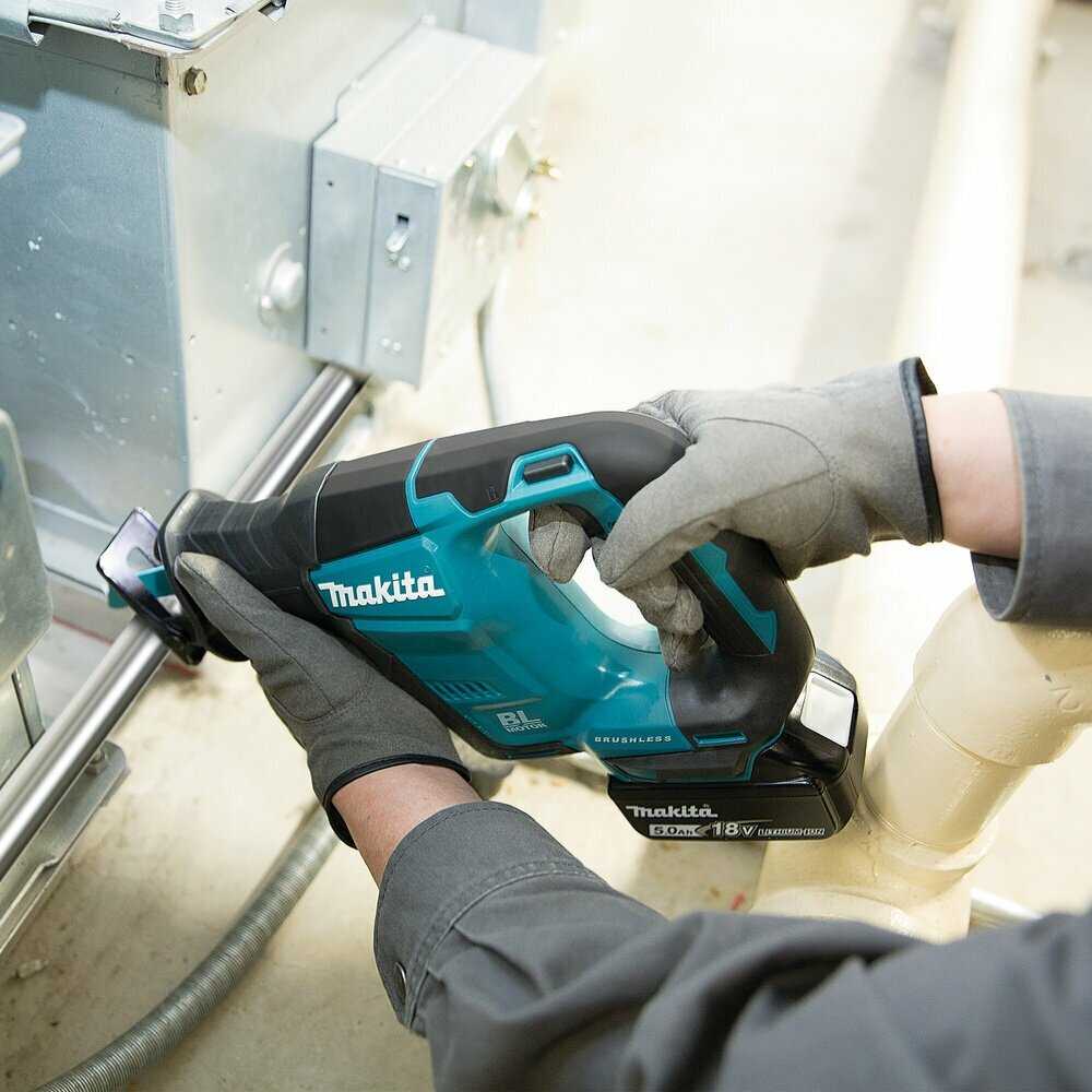 Пила Makita DJR188Z фотография 15