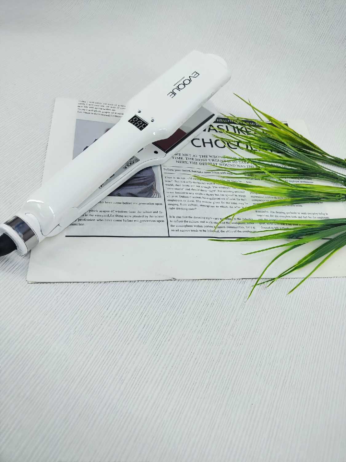 Инфракрасный и ультразвуковой утюжок широкие пластины EVOQUE Infrared & Ultrasonic фотография 4