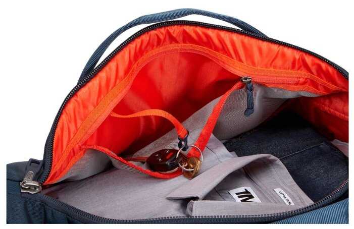 Сумка дорожная THULE, отделение для обуви, фиксирующие ремни, плечевой ремень фотография 5