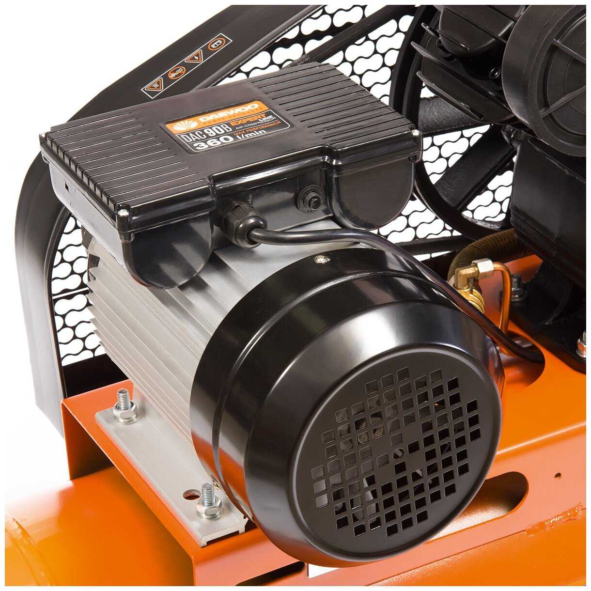 Компрессор Daewoo Power Products DAC 90B, 2.4 кВт фотография 3
