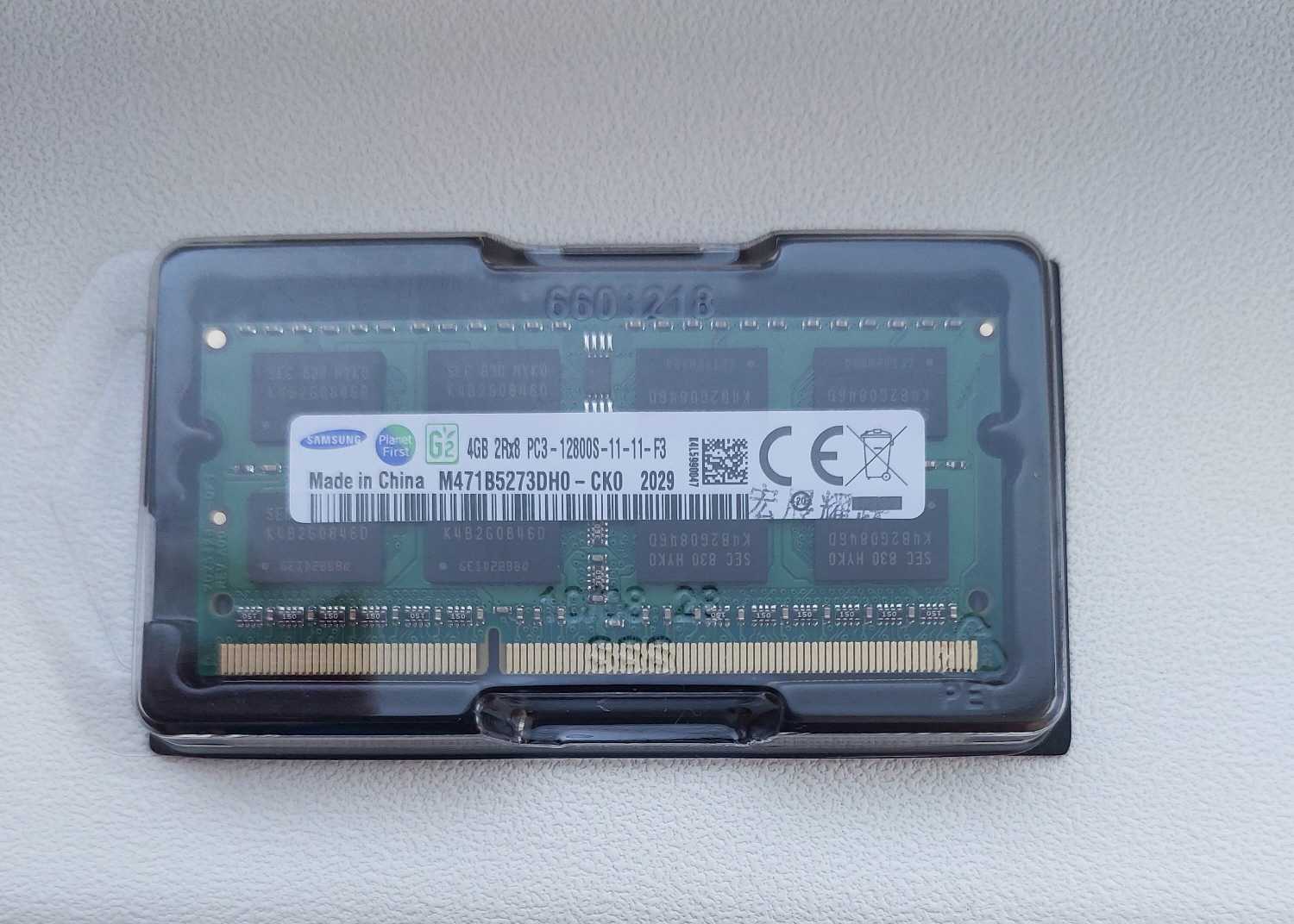 Оперативная память Kingston 4 ГБ DDR3 SODIMM (KVR16S11/4) фотография 3