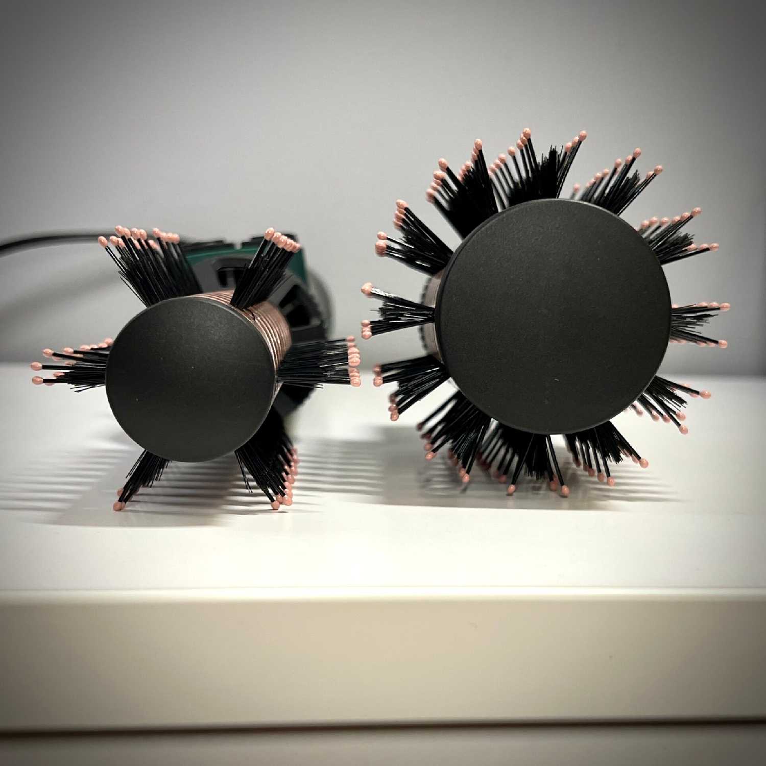 Фен-щетка Фен-щетка с вращением 2 в 1 фотография 10