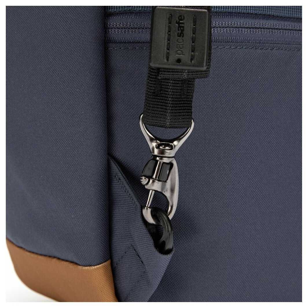Городской рюкзак PacSafe Go 15L фотография 17