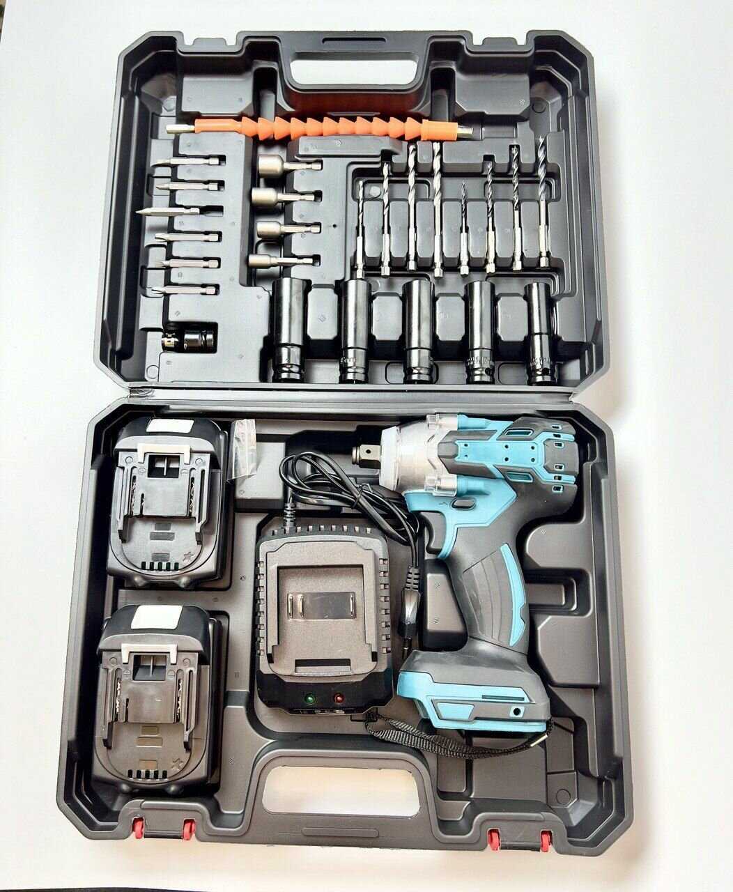 Гайковерт аккумуляторный ударный /3000 уд. мин/2 АКБ/25 насадок в кейсе фотография 7