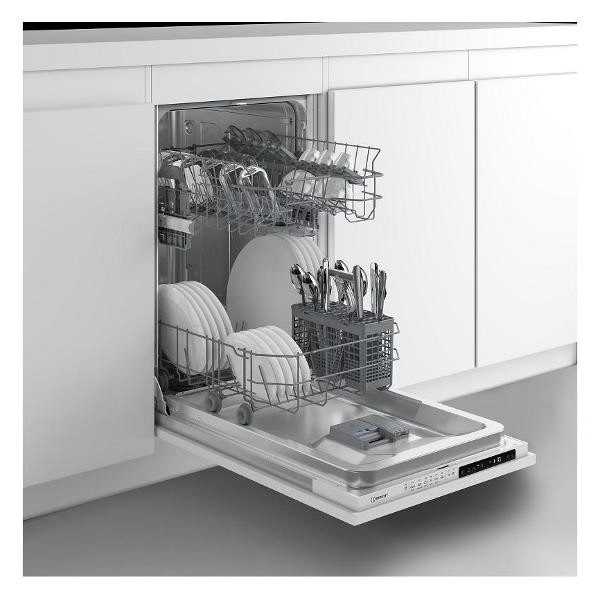 Посудомоечная машина Indesit DIS 1C67 фотография 3