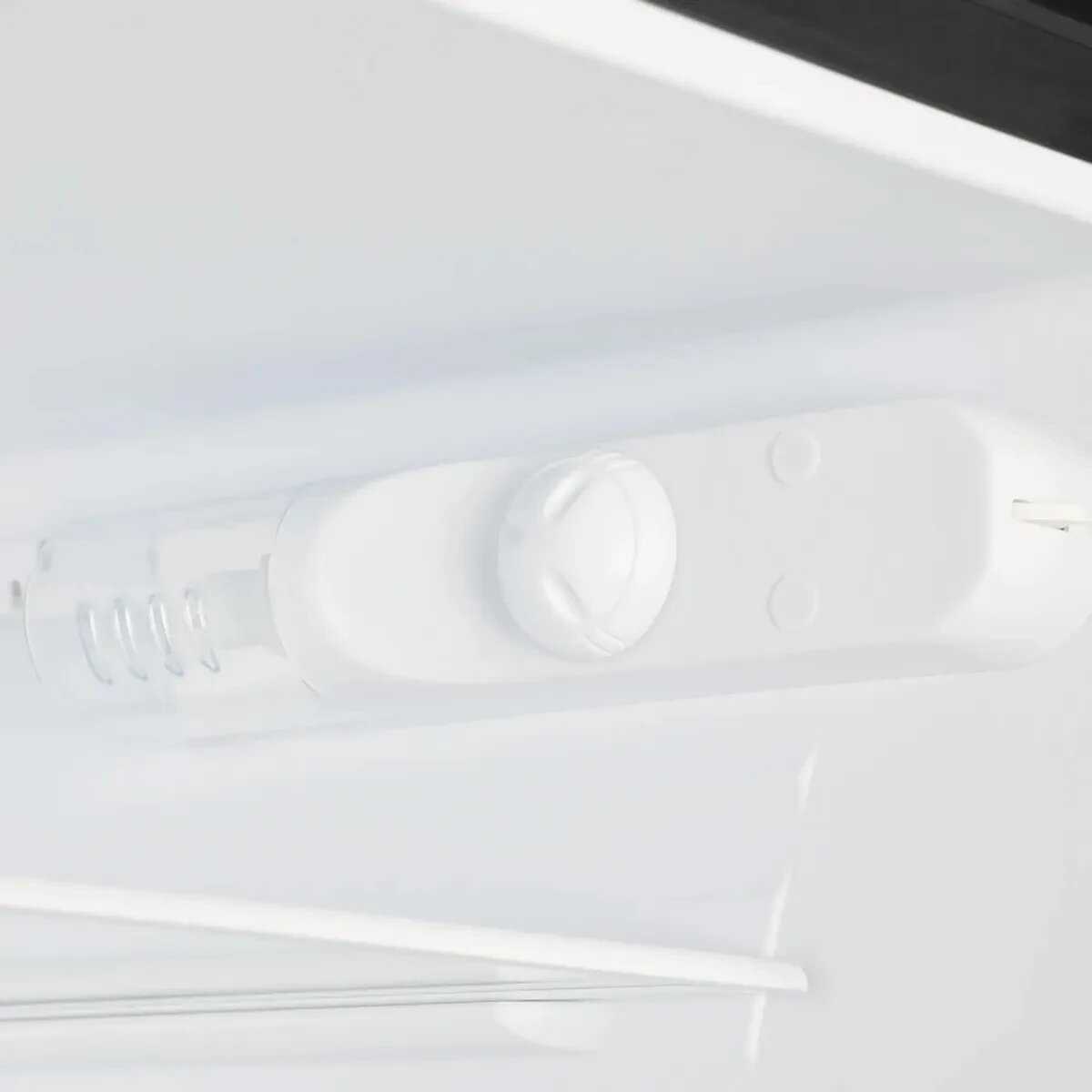 Холодильник SunWind SCC354 фотография 8