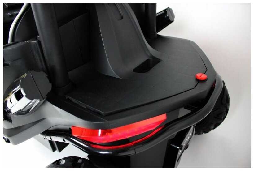 Детский электромобиль RiverToys X777XX, синий паук фотография 5