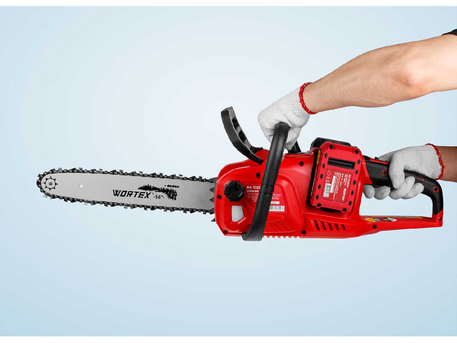 Аккумуляторная пила цепная WORTEX CEC 3536-1 шина 35 см (14