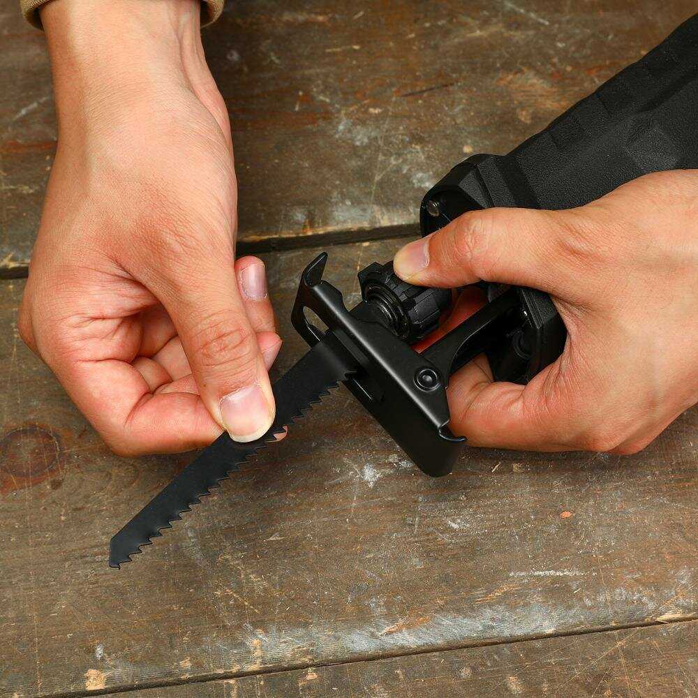 Пила DEKO DKRS1200 (063-4195) фотография 4