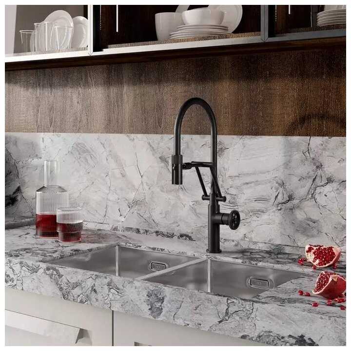 Смеситель для кухни с гибким изливом Grange IDDIS фотография 11