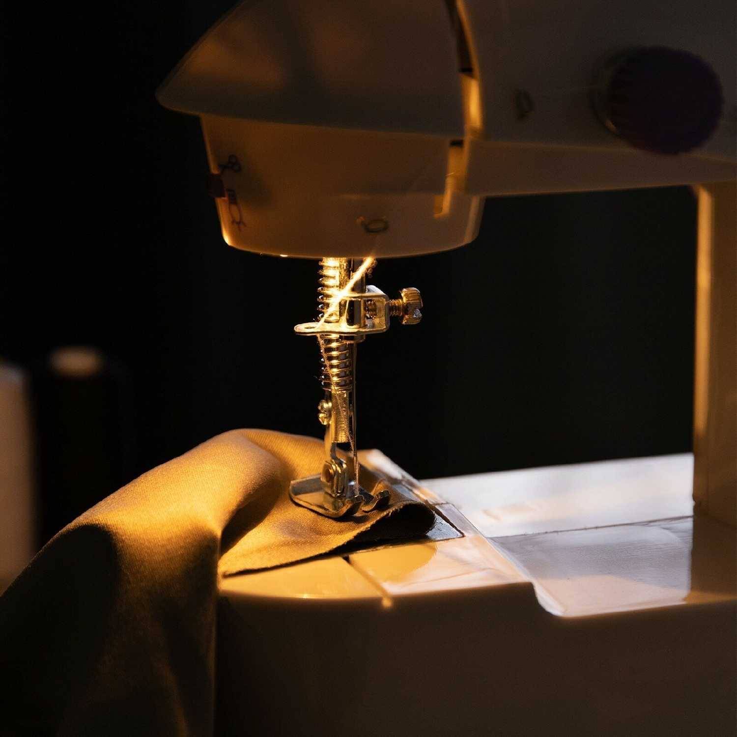 Швейная машинка Luazon LSH-03 фотография 8